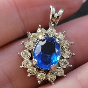 Blue Oval Crystal Pendant Silver Tone Rhinestones Cluster Charm Dangle Petite